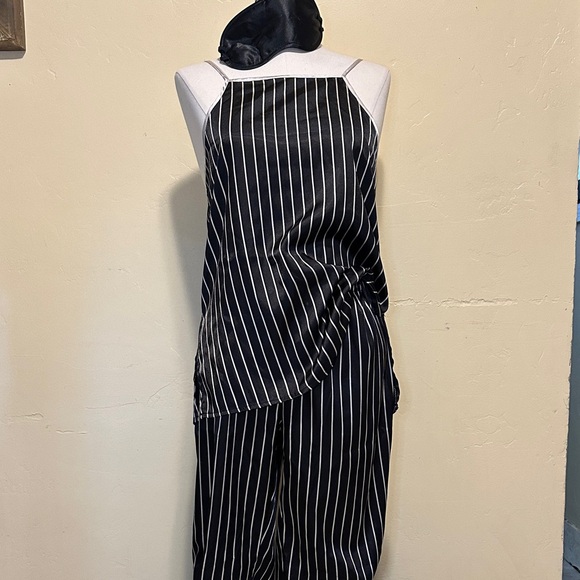 Nicole Miller pin striped satin sleep set - Picture 1 of 4
